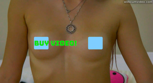 Jullia-Reid_Nude_spreading_Pussy_wide_2.md.png