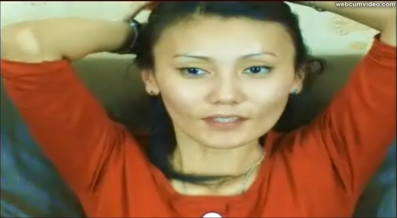 Siamka_Nude_Tits_spreads_Pussy_2.jpg