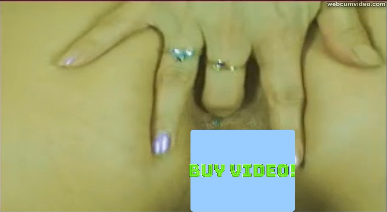 Siamka_Nude_Tits_spreads_Pussy_9.jpg