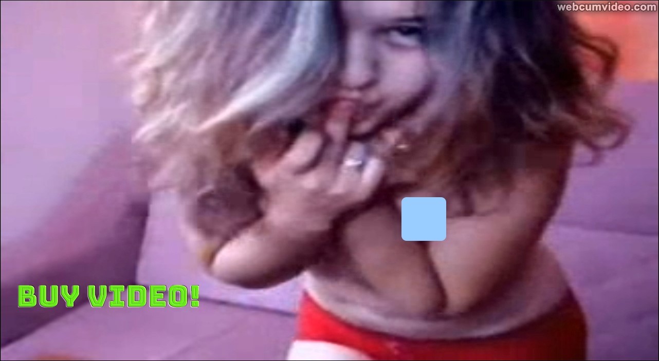 Tomiris_Nude_Boobs_Masturbates_Cunt_44.jpg