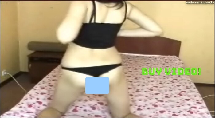 Loraa_shows_her_Vagina_hole_10.md.jpg