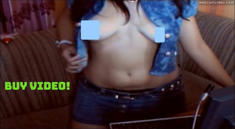Zumrud Nude Tits shows her Pussy hole 28